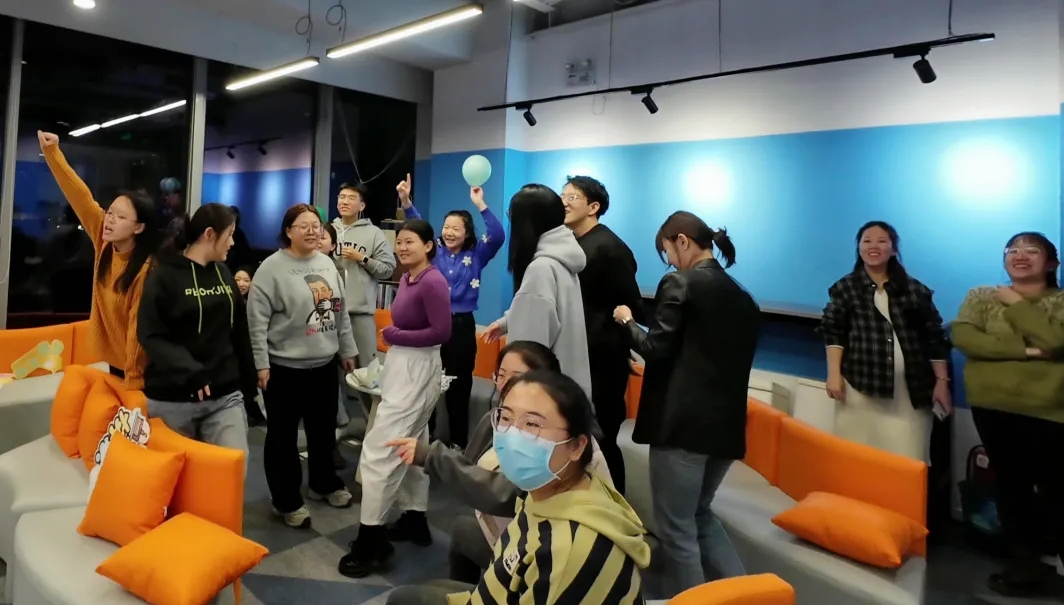 康高特 生日会